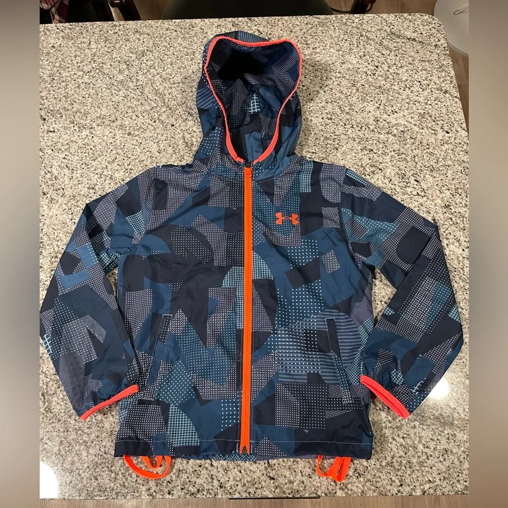 Under Armour Boys Navy Blue & Orange Hooded Windbreaker sackpack Jacket